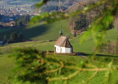 Die Kapelle auf dem Kappelberg in Dörlinbach bietet zu allen Jahreszeiten imposante Fotomotive.