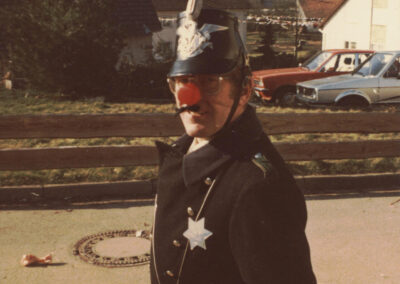 Karl Billharz als „Dorfpolizist“ im Jahre 1982.
