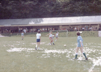 Spielszenen vom Damen-Krempelturnier des SV Dörlinbach im Juni 1983.