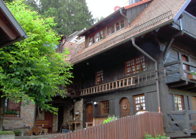 Herre-Ländels am Unterrain – die Heimat von „Krummholz“ Wilhelm Schwörer. Das Anfang der 1990er-Jahre restaurierte Haus ist heute ein Juwel im Ort.