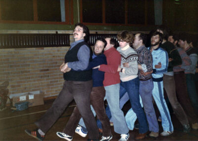 Impressionen von den Proben zum Zunftabend 1982. Damals wurden die „Bremmesitzungen“ noch in der Schuttertäler Turnhalle abgehalten.