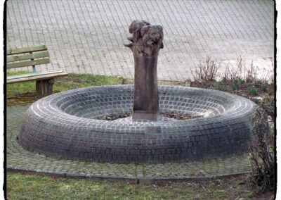 Impressionen aus den ersten März-Wochen: Garten-Blicke, Dorf-Ansichten und vieles mehr.