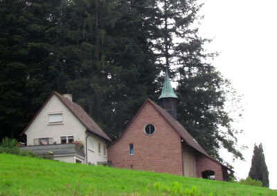 Schwester M. Renatis wohnte auf dem Schönberg. Im Haus neben der Kapelle verbrachte sie auch bis kurz vor ihrem Tod ihren Lebensabend.