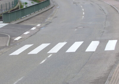 April 2022: Der Zebrastreifen bei der Herrenmatt-Brücke. 1996 wurde der erste Antrag gestellt. Umgesetzt wurde er erst im Jahr 2012.