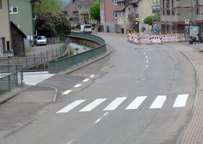 April 2022: Der Zebrastreifen bei der Herrenmatt-Brücke. 1996 wurde der erste Antrag gestellt. Umgesetzt wurde er erst im Jahr 2012.