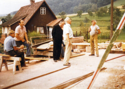 Kirche von 1922 bis 2022: Renovation der Pfarrkirche im Jahre 1982. Es werden weitere Fotos für die geplante Bilderausstellung gesucht!