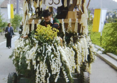 Im August 1975 feierte Dörlinbach mit einem großen Festwochenende sein 750-jähriges Bestehen. Höhepunkt war zweifelsohne der Historische Festzug am Sonntag.