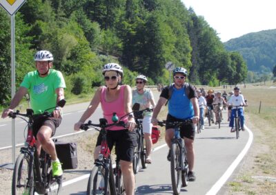 Impressionen von der Einweihung des Geh- und Radwegs am 12. August 2022. Jungfernfahrt von Schweighausen nach Dörlinbach.