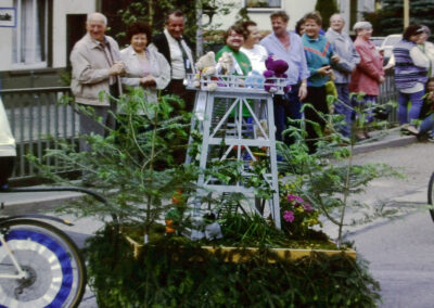 Impressionen vom Korso-Umzug anlässlich der 90-Jahr-Feier durchs Dorf. Die Feierlichkeiten fanden in und um die Festhalle statt.