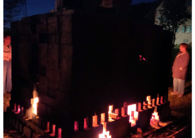 Historischer Ziegelbrand: Impressionen von der Nacht von Samstag auf Sonntag. Das beeindruckende Feuerspektakel sorgt für eine magische Stimmung am Nachthimmel.