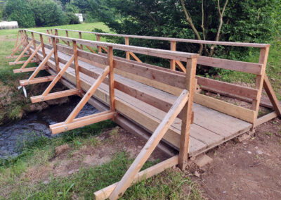 Das Fest ist vorbei. Das Lager ist abgebaut. Nur die Brücke besteht noch. Diese wurde am vergangenen Wochenende vom THW wieder rückgebaut.