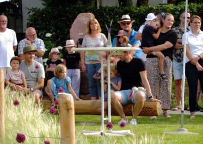 Impressionen von der Einweihungsfeier des „Mühlenplatzes“, der für die kommende Generationen ein Ort der Begegnung und Freude sein soll.