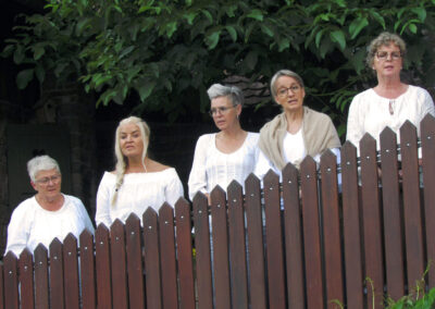 Der Chor „Lauschangriff“ untermalte mit dem bewegenden Stück „Herr erbarme dich“ die Forderungen des Klosters.