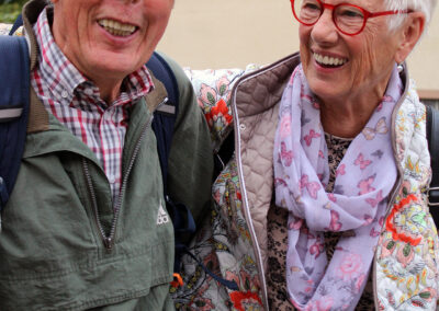 Ob von hier oder aus der Ferne – allen hatten ihren Spaß am Erlebnistag in Dörlinbach, so wie hier Arthur Wehrle und Annemarie Häußermann.