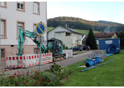 Wasserversorgung: Die Bauarbeiten in der Blessingstraße haben begonnen! Es gibt neue Leitungen im Gebiet Herrenmatt, Blessingstraße und Mühlweg.