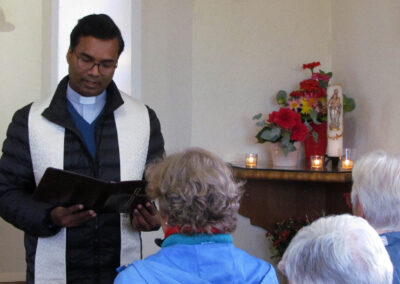 Impressionen von der Dank- und Gedenkfeier der Pfarrgemeinde auf dem Kappelberg. Die Jubiläumsfeier lockte über 60 Bürgerinnen und Bürger zum Kapellchen.