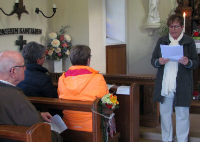 Impressionen von der Dank- und Gedenkfeier der Pfarrgemeinde auf dem Kappelberg. Die Jubiläumsfeier lockte über 60 Bürgerinnen und Bürger zum Kapellchen.