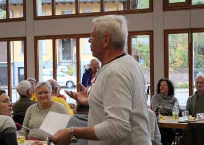 Impressionen vom Familien-Wandertag des Radfahrvereins. Insgesamt waren fast 300 wanderfreudige Gäste unterwegs. Die größte Gruppe stellte der Sportverein.