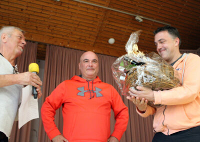 Impressionen vom Familien-Wandertag des Radfahrvereins. Insgesamt waren fast 300 wanderfreudige Gäste unterwegs. Die größte Gruppe stellte der Sportverein.