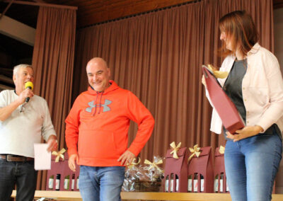 Impressionen vom Familien-Wandertag des Radfahrvereins. Insgesamt waren fast 300 wanderfreudige Gäste unterwegs. Die größte Gruppe stellte der Sportverein.