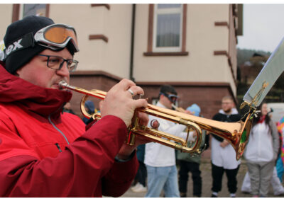 Impressionen vom großen Jubiläumsumzug mit anschießendem Narrentreiben im Narrendorf und in der Festhalle.