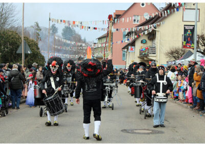 Impressionen vom großen Jubiläumsumzug mit anschießendem Narrentreiben im Narrendorf und in der Festhalle.