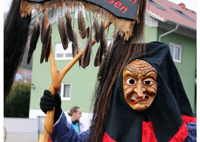 Impressionen vom großen Jubiläumsumzug mit anschießendem Narrentreiben im Narrendorf und in der Festhalle.