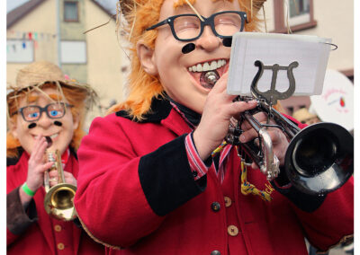 Impressionen vom großen Jubiläumsumzug mit anschießendem Narrentreiben im Narrendorf und in der Festhalle.