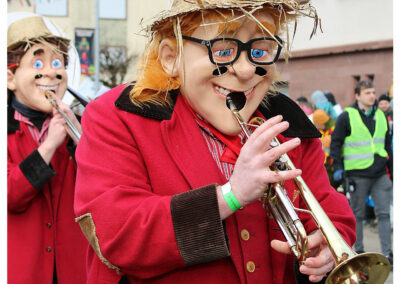 Impressionen vom großen Jubiläumsumzug mit anschießendem Narrentreiben im Narrendorf und in der Festhalle.