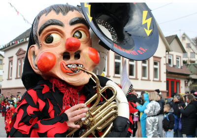 Impressionen vom großen Jubiläumsumzug mit anschießendem Narrentreiben im Narrendorf und in der Festhalle.