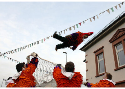 Impressionen vom großen Jubiläumsumzug mit anschießendem Narrentreiben im Narrendorf und in der Festhalle.