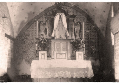 Innenansichten der Kapelle Zur Heiligen Dreifaltigkeit – der Chorraum.