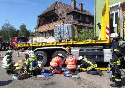 Impressionen von der großen Schauübung rund um das ehemalige Gasthaus „Löwen“.
