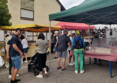 31. August 2026: Impressionen vom Dörlinbacher Bauernmarkt bei der Alten Schule.